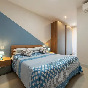 https://blu-novecento-apartment.it-romehotels.com